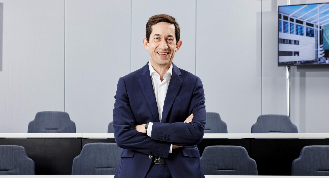 Francisco Veloso Doyen INSEAD